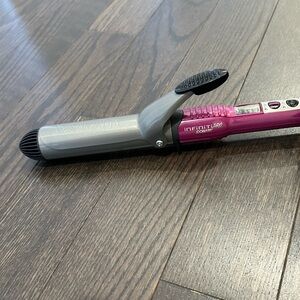 Conair InfinitiPRO curler